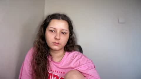 Emma online show from June 18, 9:14 am