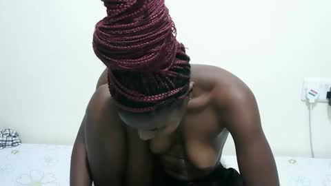 capril_sexy online show from March 17, 8:01 pm