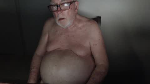 Snapshot of capt5105 chatting on February 19, 10:45 am capt5105 online show from February 19, 10:45 am