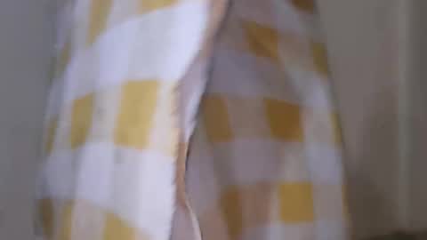 Snapshot of captain_juicyprecum chatting on October 1, 4:29 am captian juicyprecum online show from October 1, 4:29 am