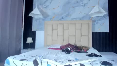 Cara  online show from December 16, 2:33 pm