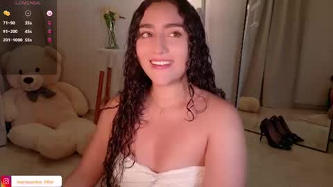  Mara  online show from August 1, 11:25 pm