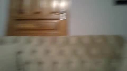 Snapshot of caramelchoc81 chatting on September 25, 1:20 am candylious81 online show from September 25, 1:20 am