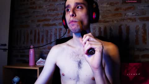 carameltoy4 online show from March 4, 7:20 pm