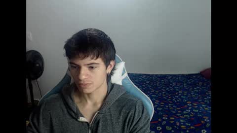 Snapshot of carapalida9008 chatting on October 22, 4:18 pm carapalida9008 online show from October 22, 4:18 pm