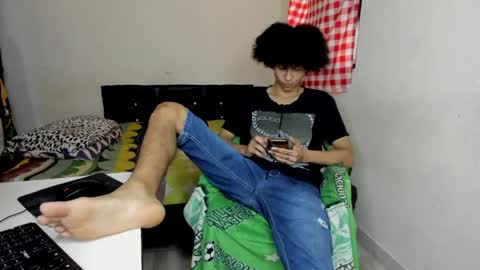 Snapshot of cardrey05 chatting on May 20, 8:04 pm Carlos and Cristian online show from May 20, 8:04 pm