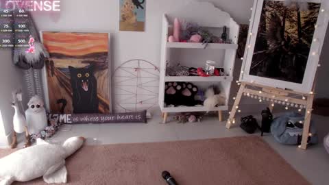 Snapshot of careful_i_bite chatting on January 29, 10:27 am NONA follow online show from January 29, 10:27 am