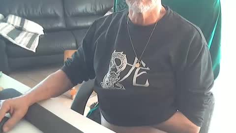 Snapshot of cargo69 chatting on February 1, 12:47 pm cargo69 online show from February 1, 12:47 pm