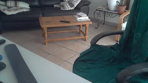 Snapshot of cargo69 chatting on February 22, 10:29 am cargo69 online show from February 22, 10:29 am