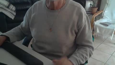 Snapshot of cargo69 chatting on March 9, 11:47 am cargo69 online show from March 9, 11:47 am