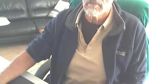 Snapshot of cargo69 chatting on October 5, 9:07 am cargo69 online show from October 5, 9:07 am