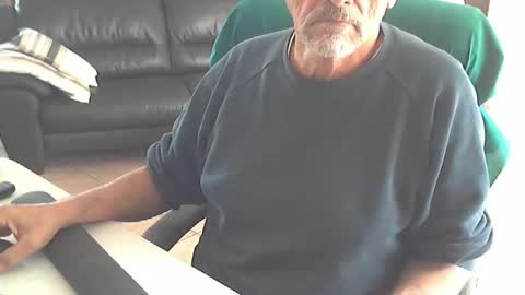 Snapshot of cargo69 chatting on November 9, 11:52 am cargo69 online show from November 9, 11:52 am