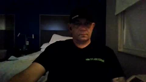 Snapshot of carguy4fun chatting on May 2, 1:21 am carcouple4fun online show from May 2, 1:21 am