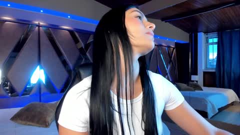 Carina online show from January 9, 11:25 am