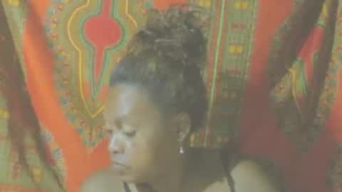 Snapshot of carinesexy69 chatting on December 23, 10:44 pm carinesexy69 online show from December 23, 10:44 pm