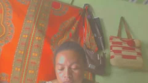 Snapshot of carinesexy69 chatting on March 4, 11:40 am carinesexy69 online show from March 4, 11:40 am