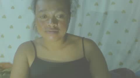 Snapshot of carinesexy69 chatting on October 30, 10:10 pm carinesexy69 online show from October 30, 10:10 pm