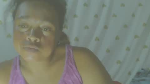 Snapshot of carinesexy69 chatting on November 10, 2:16 pm carinesexy69 online show from November 10, 2:16 pm