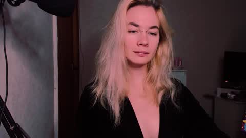 Carin online show from September 19, 4:03 am