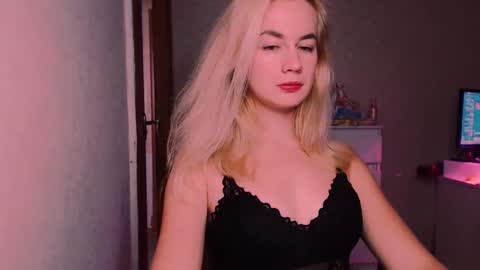 Carin online show from October 14, 8:20 pm