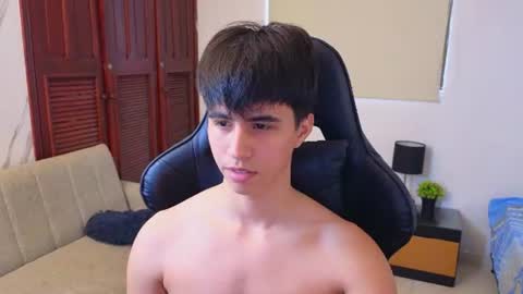 carl_dixon online show from June 15, 9:17 pm