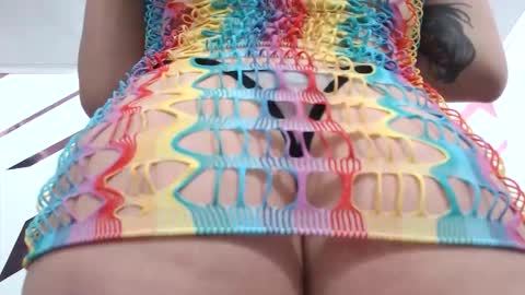 Snapshot of carla_evans_3 chatting on December 4, 6:01 am carla online show from December 4, 6:01 am