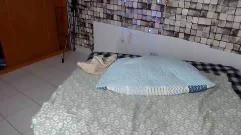 Snapshot of carla_lopera chatting on November 18, 10:03 pm Carla online show from November 18, 10:03 pm