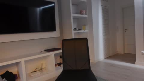 carla_secretary online show from February 24, 5:09 pm