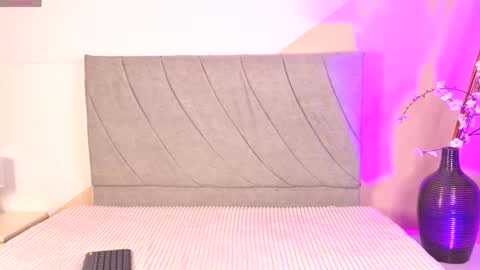 Snapshot of carlajaeger chatting on September 15, 5:51 am carla online show from September 15, 5:51 am