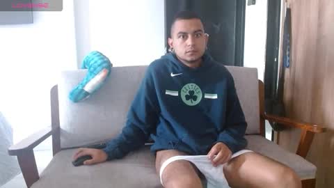 carlandelli1 online show from February 16, 1:29 pm