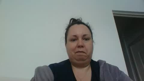 Snapshot of carlaruth chatting on October 30, 5:20 am Carlaruth online show from October 30, 5:20 am