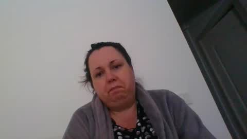 Snapshot of carlaruth chatting on November 11, 5:02 pm Carlaruth online show from November 11, 5:02 pm