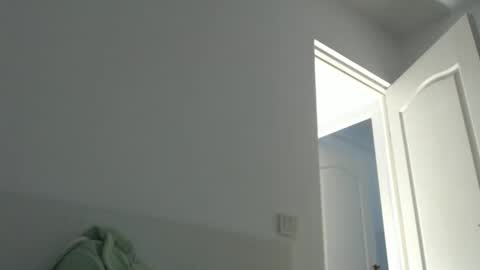 Snapshot of carlaruth chatting on January 15, 6:07 am Carlaruth online show from January 15, 6:07 am