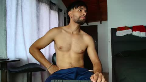 Snapshot of carlbadams96 chatting on December 24, 3:58 pm sebasfit online show from December 24, 3:58 pm