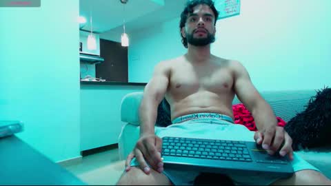 Snapshot of carlbadams96 chatting on October 26, 10:47 pm sebasfit online show from October 26, 10:47 pm