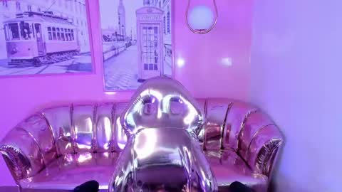 Snapshot of carlie_mayer chatting on January 3, 3:16 am CARLYE online show from January 3, 3:16 am