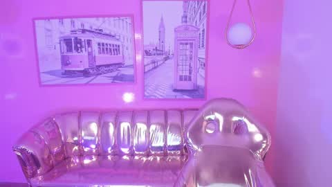 Snapshot of carlie_mayer chatting on January 16, 3:34 am CARLYE online show from January 16, 3:34 am