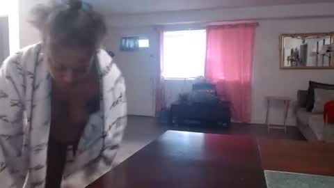 Carlie online show from February 17, 1:51 pm