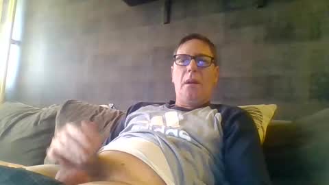 Snapshot of carlonebraska112233 chatting on December 7, 8:44 am carlonebraska112233 online show from December 7, 8:44 am