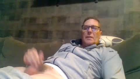 Snapshot of carlonebraska112233 chatting on December 11, 10:16 pm carlonebraska112233 online show from December 11, 10:16 pm