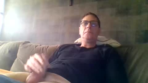 Snapshot of carlonebraska112233 chatting on December 21, 9:12 am carlonebraska112233 online show from December 21, 9:12 am