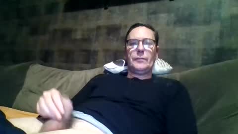 Snapshot of carlonebraska112233 chatting on March 6, 2:19 am carlonebraska112233 online show from March 6, 2:19 am