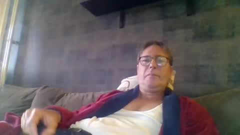 Snapshot of carlonebraska112233 chatting on October 11, 12:04 pm carlonebraska112233 online show from October 11, 12:04 pm