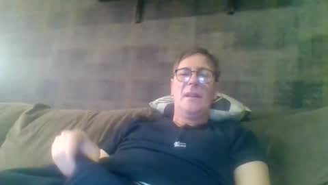 Snapshot of carlonebraska112233 chatting on December 21, 8:32 am carlonebraska112233 online show from December 21, 8:32 am