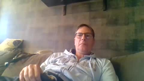 Snapshot of carlonebraska112233 chatting on March 16, 6:28 am carlonebraska112233 online show from March 16, 6:28 am