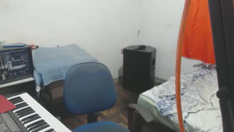 carlos online show from February 15, 3:36 am