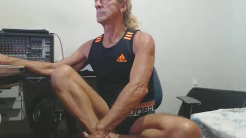 carlos online show from February 27, 1:27 am