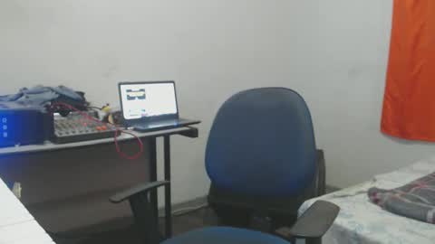 carlos online show from April 30, 10:47 pm