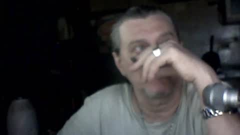 Snapshot of carlos712009 chatting on July 21, 6:49 am carlos712009 online show from July 21, 6:49 am