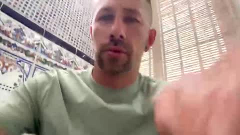 carlosrm440882 online show from May 10, 7:24 am